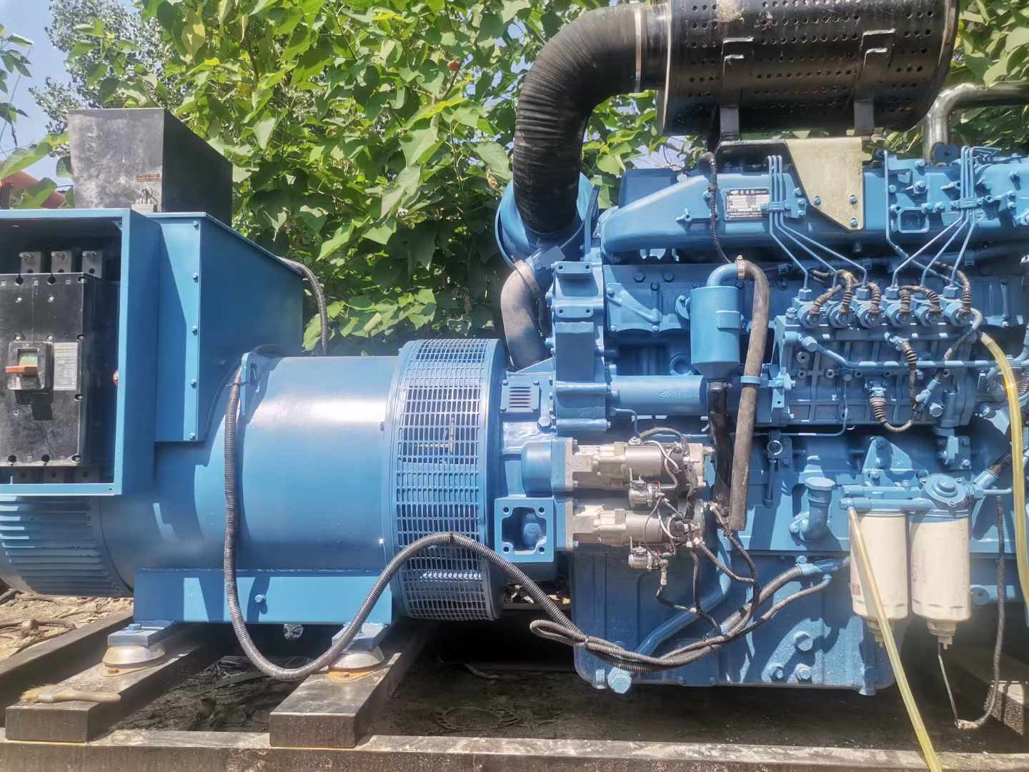 铜官详细说明降低 800kW 柴油发电机输出电流波动的方法