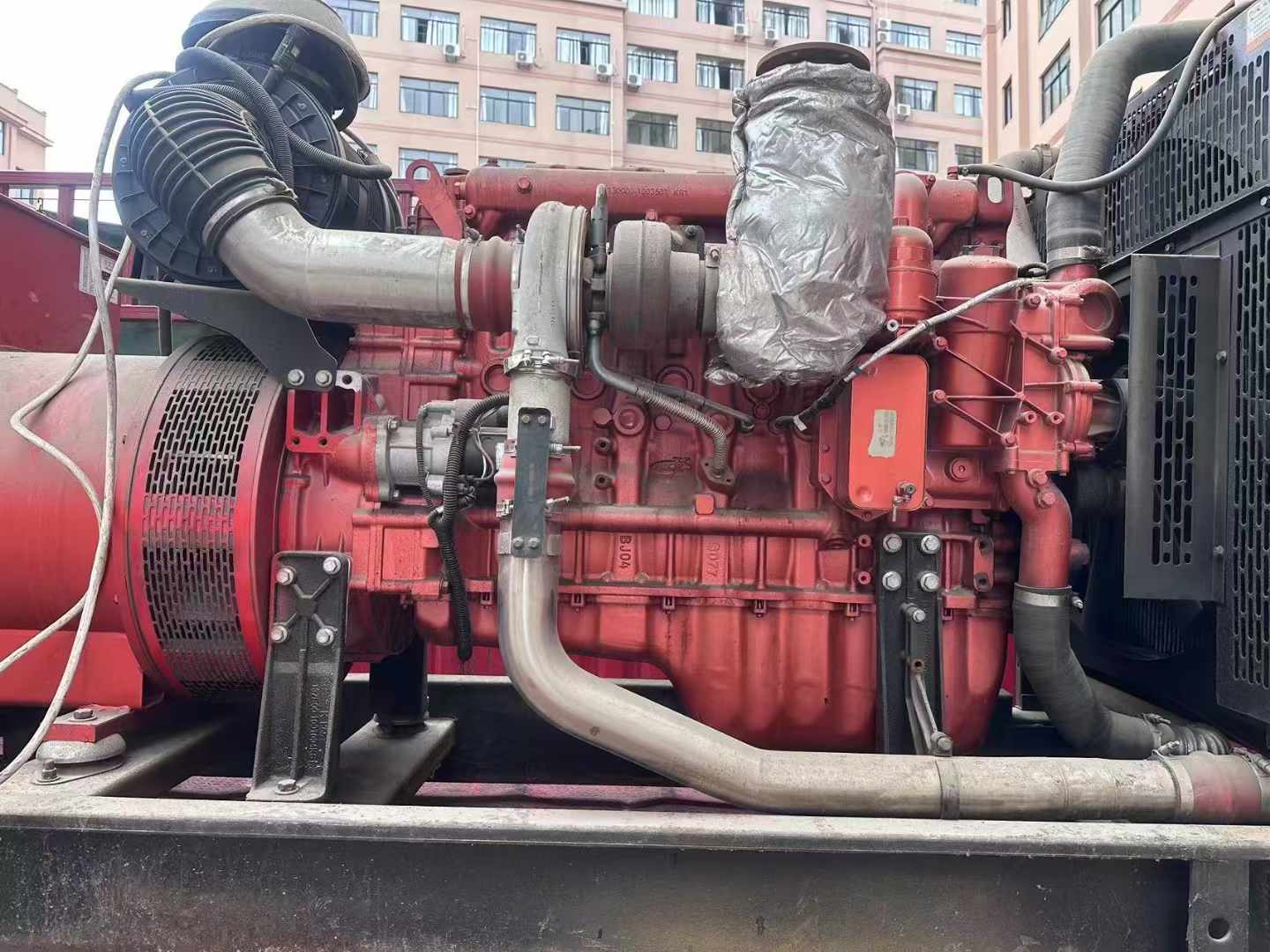 铜官如何选择适合 600kW 柴油发电机组的过载保护器？
