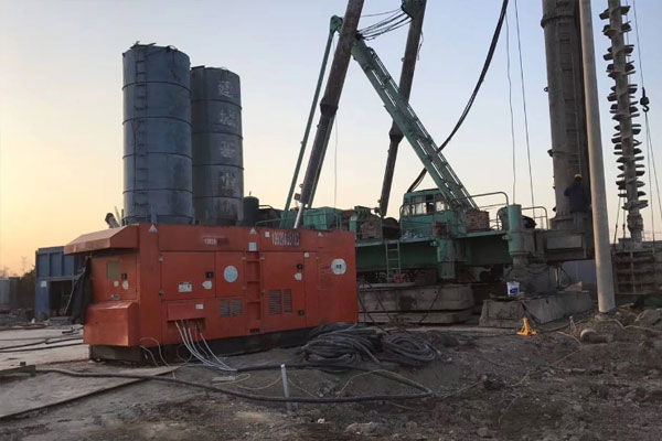 铜官如何检查发电机组燃油系统的密封性？